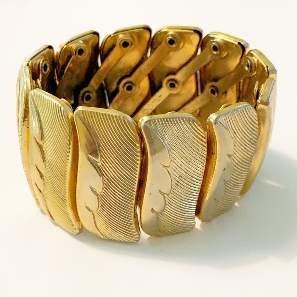 COPY - Vintage 80’s gold Coro bracelet